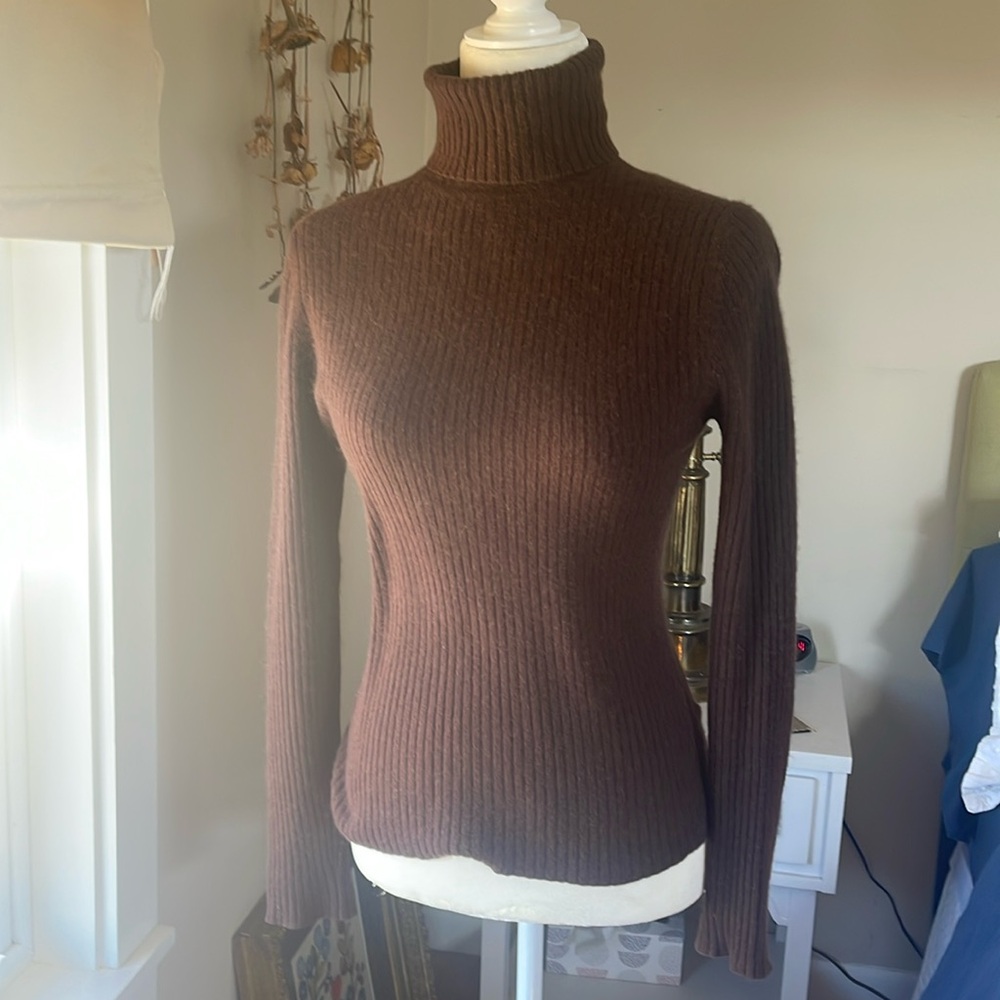 Cashmere Brown Turtleneck